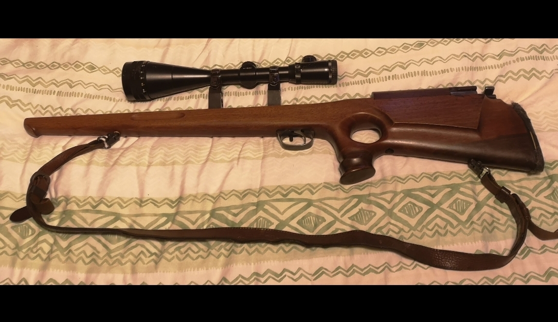 Canon court G. Dayer