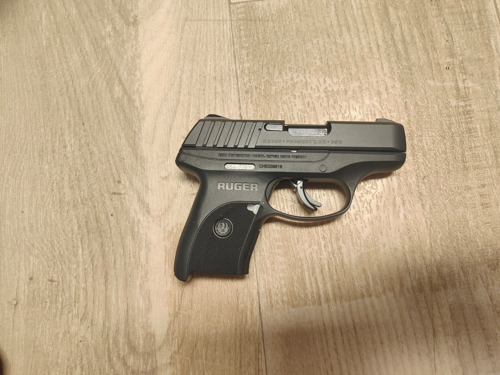 Pistolet Ruger EC9s
