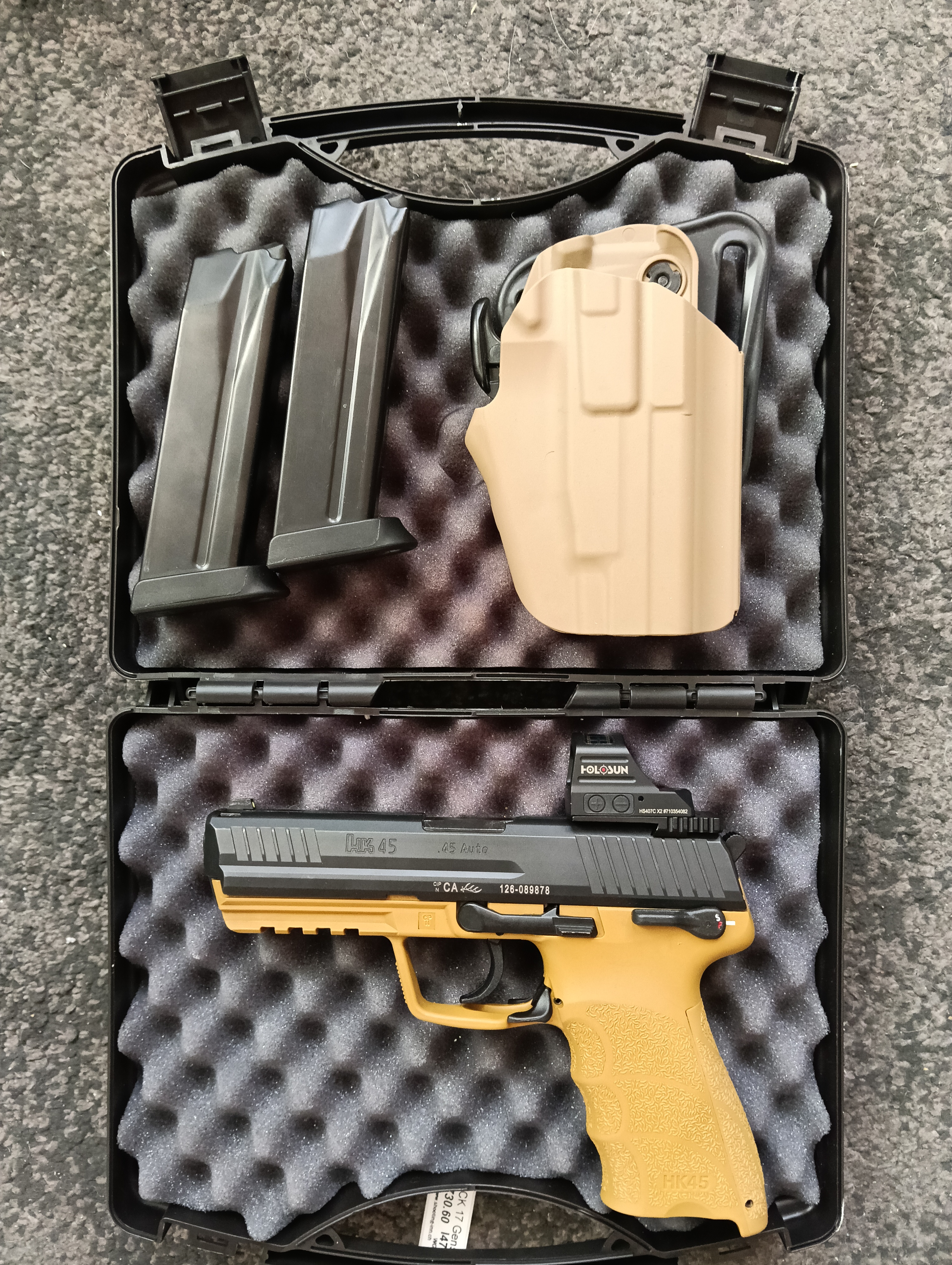 Heckler & Koch - HK45 ACP + Holo & Holtster & Cleaning Kit — pistolen kaufen Schweiz