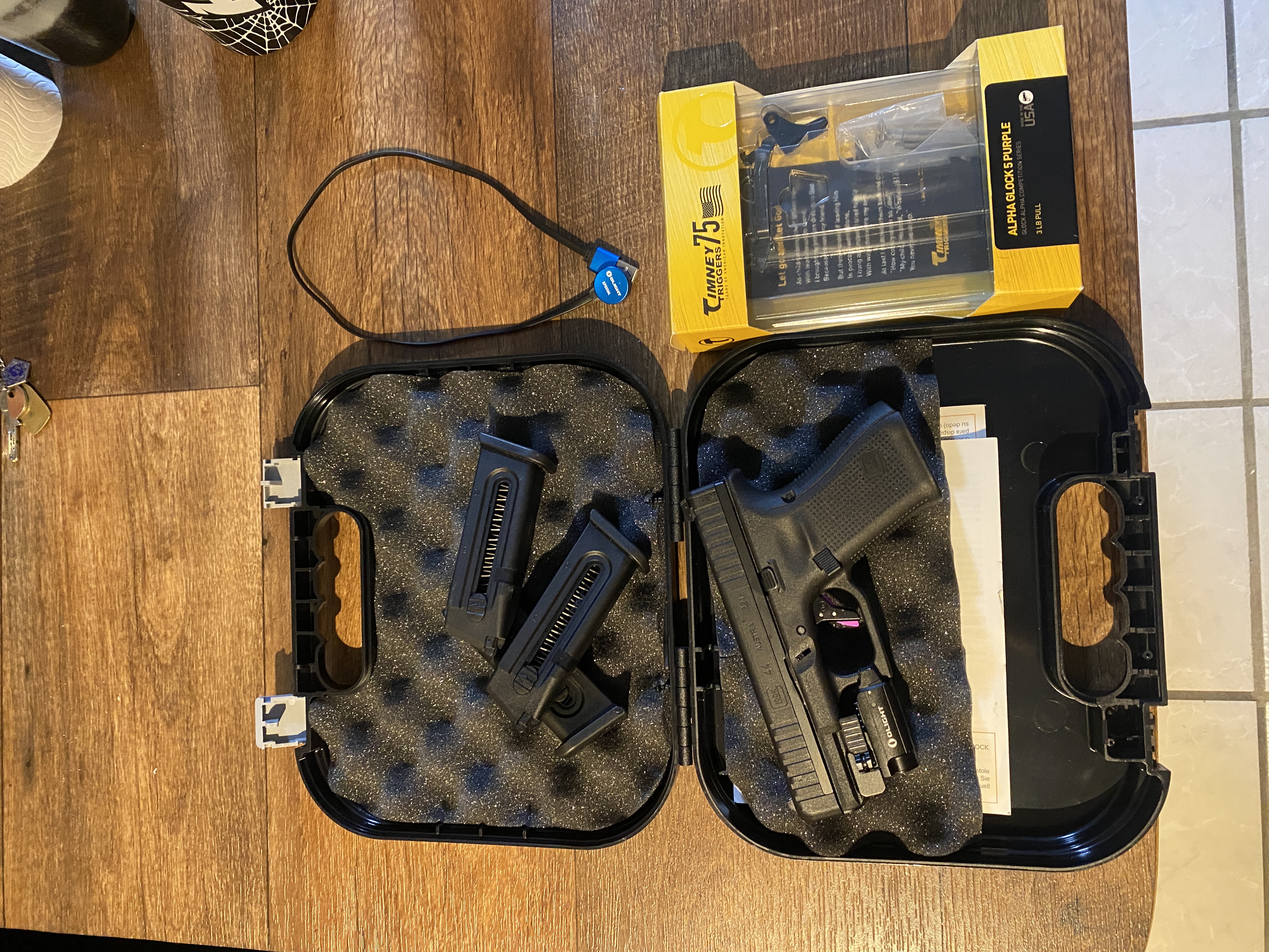 Glock 44.22 LR avec détente Timney + accessoires