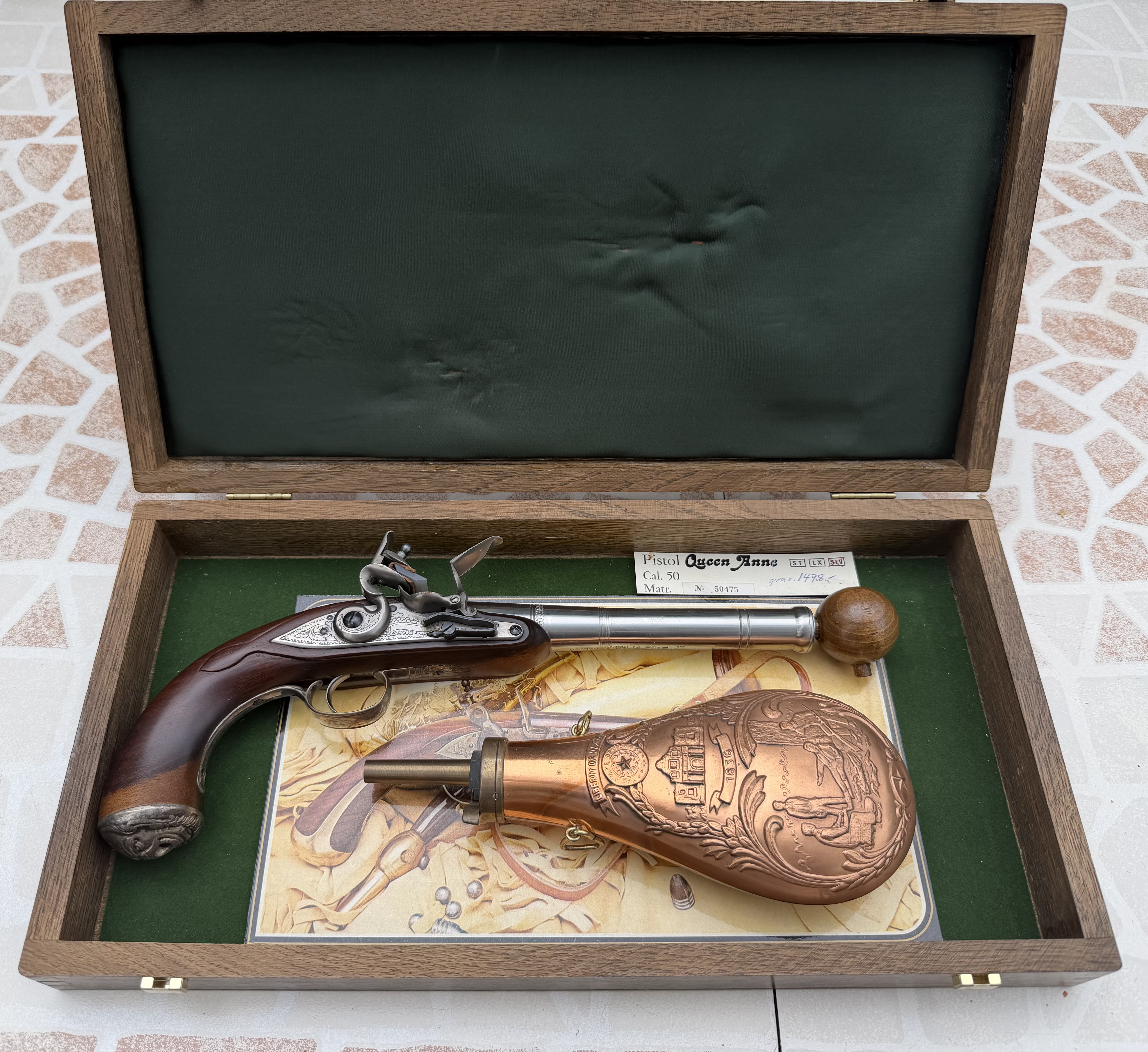 Coffret Pistolet Silex Pedersoli Queen Anne Cal. .50