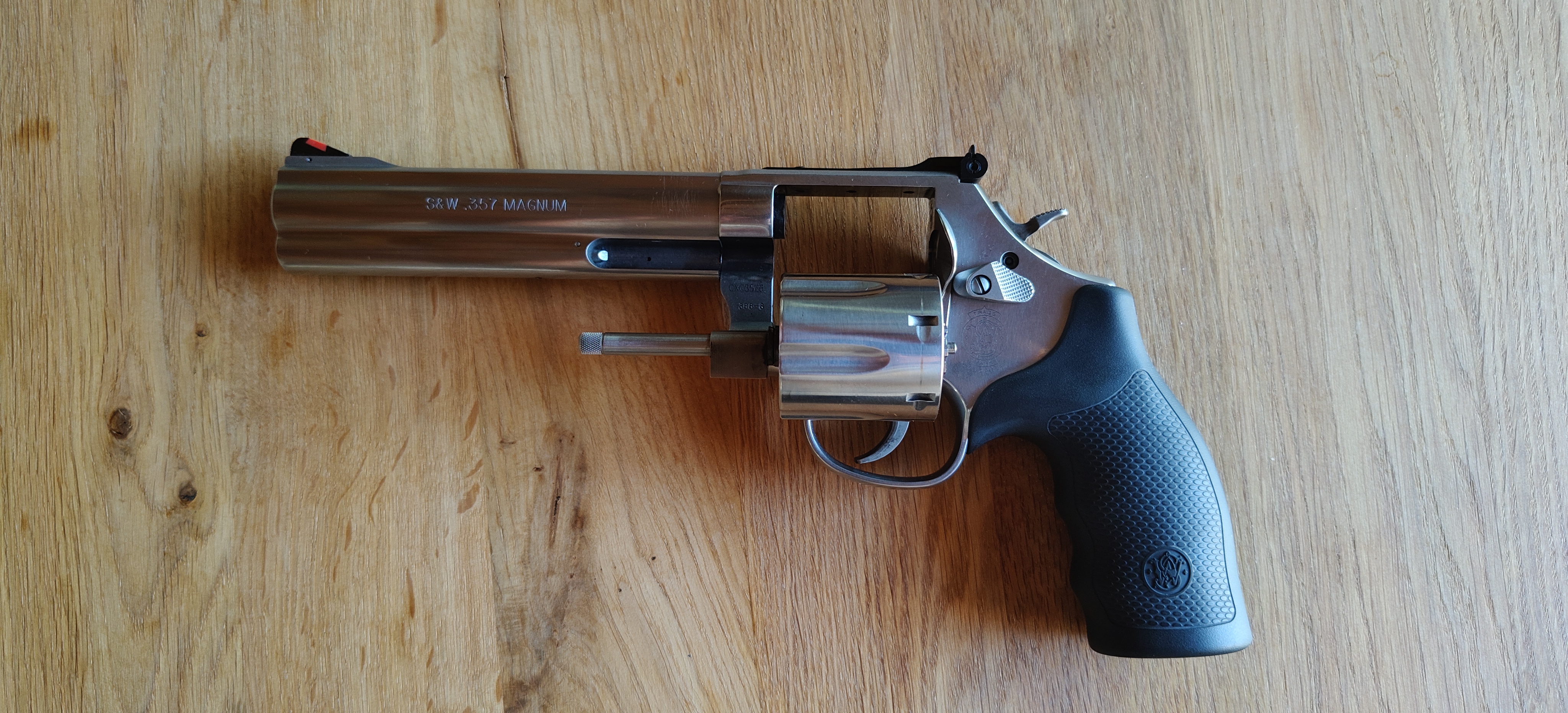 Smith &amp; Wesson 686-6  cal.357 Magnum