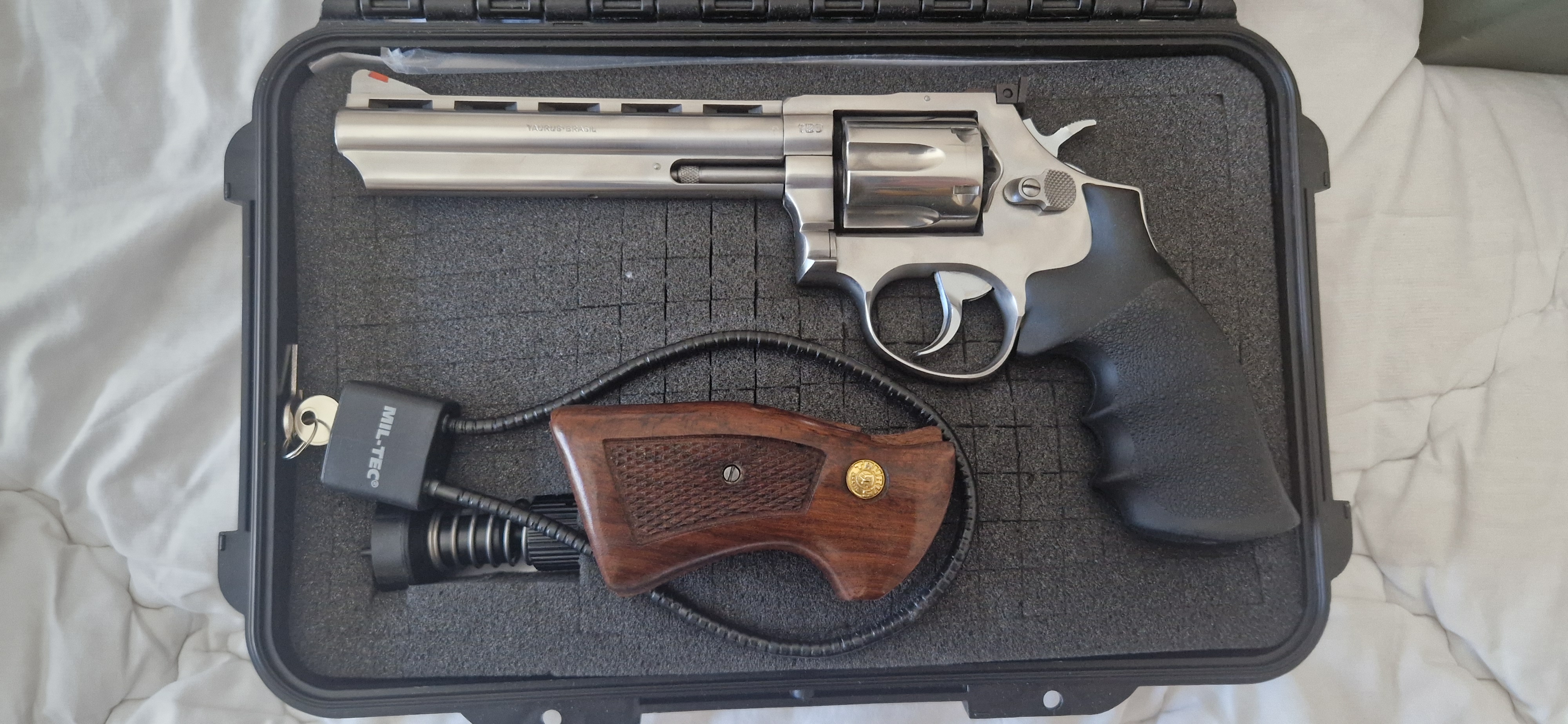 Taurus Revolver .357 Magnum 6"