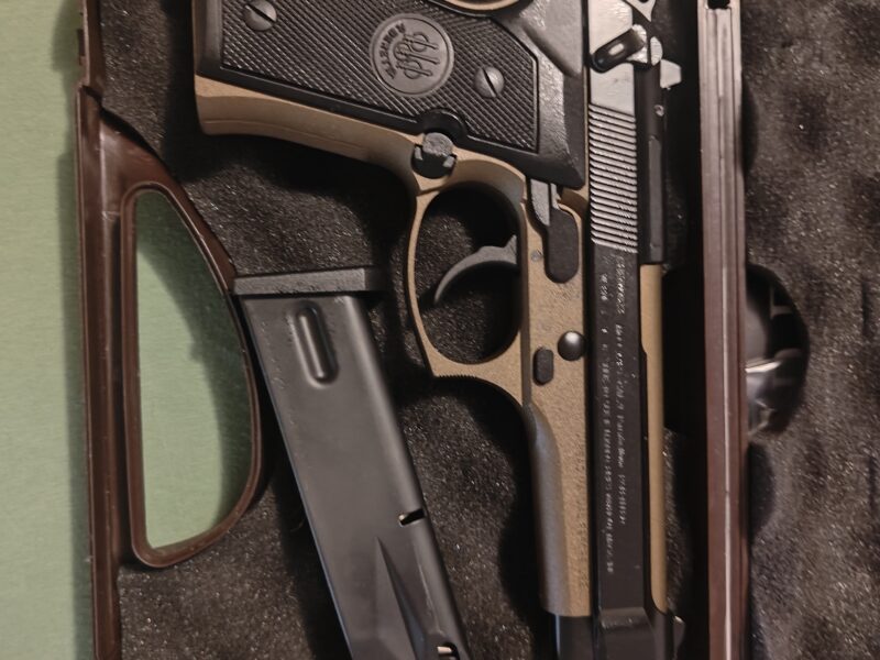 Beretta M92FS