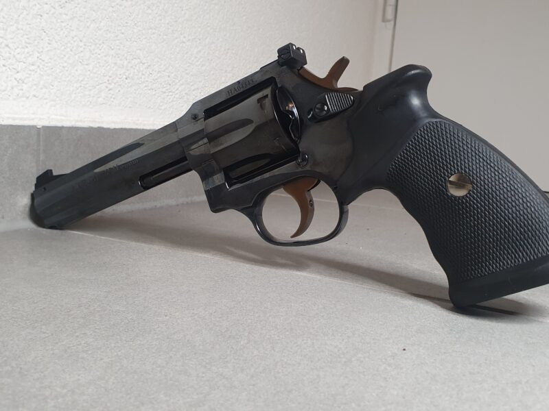 Manhurin MR73