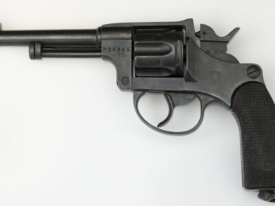 Revolver 1929